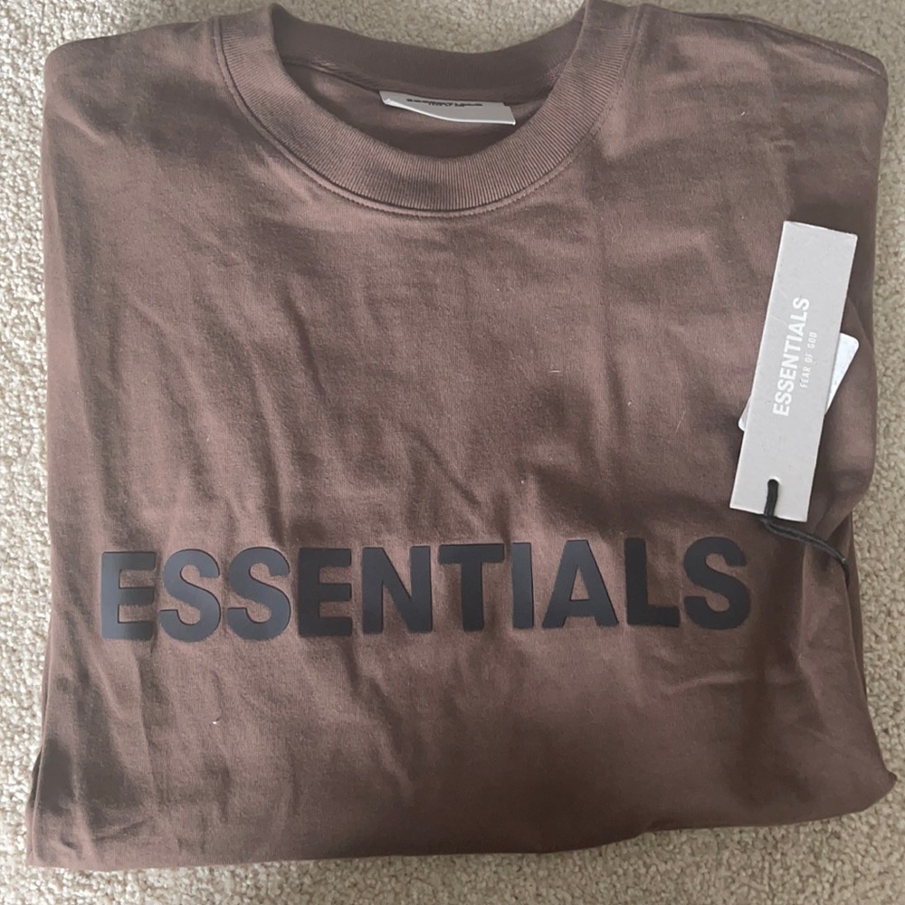 Essential T shirt